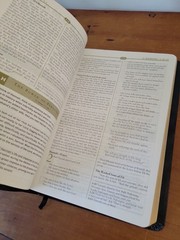 The Maxwell Leadership Bible NKJV Genuine Leather Black 2285 Thomas Nelson