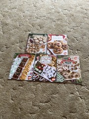 Lot Of 5 We Energies Wisconsin Electric Cookie Books 2017 2020 2021 2022 2023
