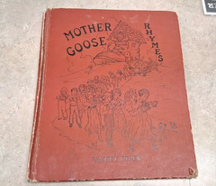 Vintage 1932 MOTHER GOOSE RHYMES by Watty Piper Free Shipping