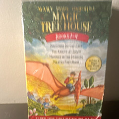 Magic Tree House Vols 1-4 Box Set by Mary Pope Osborne Dinosaurs Pirates