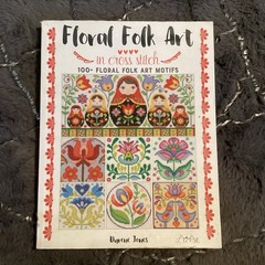 2021 Floral Folk Art in Cross Stitch Paperback Crafting Book