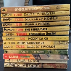 Dumarest of Terra lot VNTG PB E C Tubb 3-4 6-8 11,14-15 18-19, 23,27 30