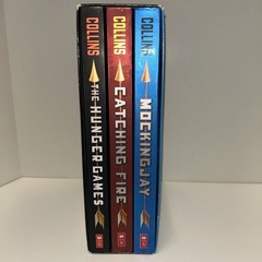 The Hunger Games Ser.: The Hunger Games Trilogy Boxed Set Set by Suzanne Collins