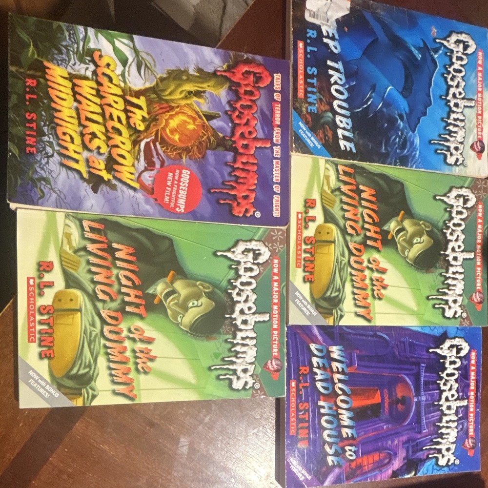 R. L. Stine Goosebumps Paperback Lot of 5 Scholastic Ages 9-12 Horror Fiction