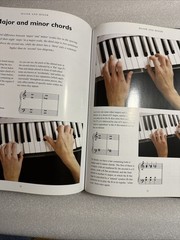 Learn to Play the Piano and Keyboard W/Dvd by Not Available (Hardcover)