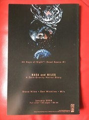 30 DAYS OF NIGHT RETURN TO BARROW TPB IDW 1ST PRINT & Annual Miles Templesmith