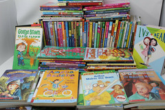 Lot of 25 of Children’s Kids Chapter Books – Random – Free Shipping!