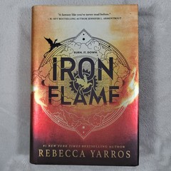 Iron Flame Rebecca Yarros Hardcover First Edition Black Sprayed Edges VERY GOOD