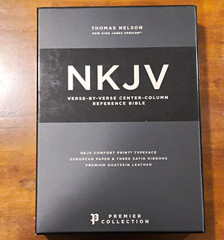Thomas Nelson NKJV Verse-by-Verse Center-Column Ref Bible Premier Collection
