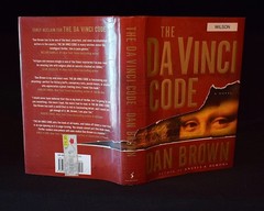 The Da Vinci Code by Dan Brown ~ c 2003 ~ Pages 454 ~ Hardcover