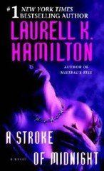 A Stroke of Midnight (Meredith Gentry, Book 4) – Mass Market Paperback – GOOD