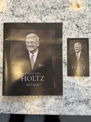 Lou Holtz Funeral Program & Prayer Card – Notre Dame Basilica (March 16, 2026)