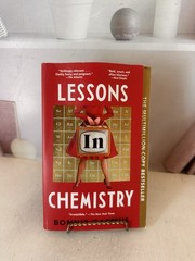 Lessons in Chemistry by Bonnie Garmus (2025, Paperback)
