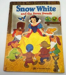 WALT DISNEY’S SNOW WHITE And The Seven Dwarfs Golden Book 1952