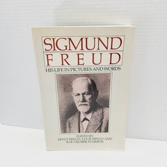 Sigmund Freud His Life in Pictures and Words 1985 Illustrated W.W. Norton Pbk