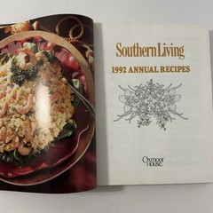 Southern Living 1992 Annual Recipes Cookbook -Every Recipe from 1992, 368 Pages