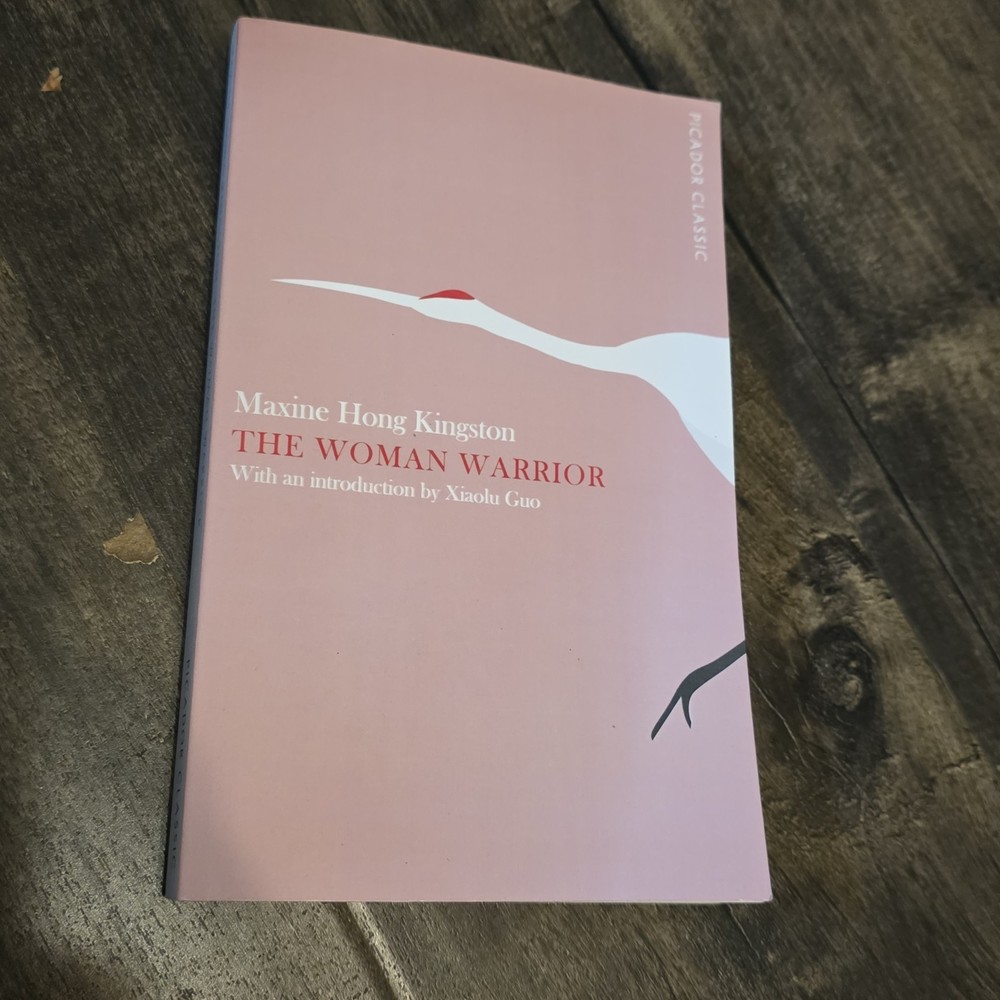 The Woman Warrior: Picador Classic (Picador Classics) – Paperback – VERY GOOD