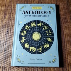 Astrology Your Personal Guide Sasha Fenton 2018 Illustrated Wellfleet Press