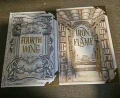 Fourth Wing SIGNED & Iron Flame Bookish Box Luxe Edition Rebecca Yarros