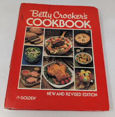 Vtg Betty Crocker’s Cookbook New and Revised Edition 1978 Spiral Binding Golden