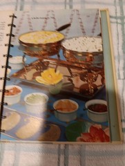 1958 BETTY CROCKER’S DINNER FOR TWO 205 Pages HC Metal Multi-ring Binding 6″x8″