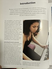 Learn to Play the Piano and Keyboard W/Dvd by Not Available (Hardcover)