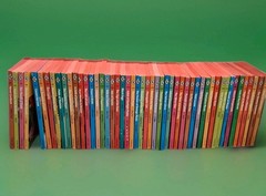 Harlequin Romance Novels Lot 50 Consecutive Vintage Books Paperbacks 2112-2161