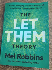 The Let Them Theorys: A Life-Changing Tool That Millions of People,Paperback