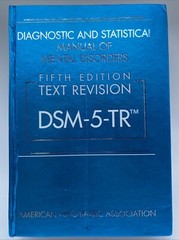 Diagnostic and Statistical Manual of Mental Disorders : DSM-5-TR Hardcover