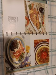 1958 BETTY CROCKER’S DINNER FOR TWO 205 Pages HC Metal Multi-ring Binding 6″x8″