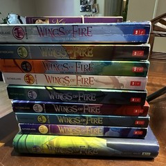 Wings of Fire Full Series (9 books) by Tui T. Sutherland, 8 soft cover 1 hard