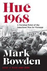 Hue 1968: A Turning Point of the American War in Vietnam – Paperback – GOOD