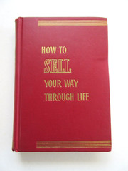 NAPOLEON HILL HOW TO SELL YOUR WAY THROUGH LIFE 1946 SCARCE ~ PSYCHOLOGY SUCCESS