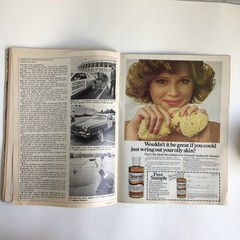 Vintage TEEN Magazine – APRIL 1976 Young & Lovin 106 Pages Fashion, Ads, Advice