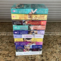12 Lot Lisa Kleypas Books, 6 Stepbacks, 5 Ravenels, 1 First Edition, Paperbacks