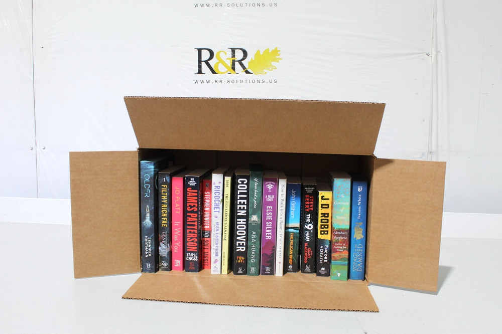 Lot of 16 Best Seller books ~ Mixed Genre Very Fine Paperbacks Top Authors (1)