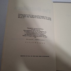 THE OUTSIDERS by S. E. HINTON 1967 Reinforced Binding VIKING PRESS Ex Libris