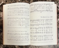 Baptist Hymnal Convention Press Nashville Hymns (1975 Edition) – Very Good