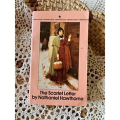 1986, The Scarlet Letter, Nathaniel Hawthorne, A bantam classic, Vintage book