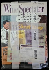 LOT OF 5 WINE SPECTATOR MAGAZINES FROM 1998 ALL COVERED IN CLEAR PLASTICS