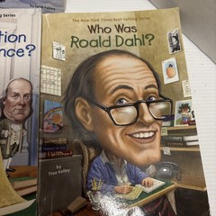 Who Was What Is Where Is Book Lot of 15 Michael Jordan Walt Disney Salem Witch