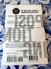 Positioning by Al Ries, Jack Trout, Marketing, 2001, Paperback, Gloss Cover