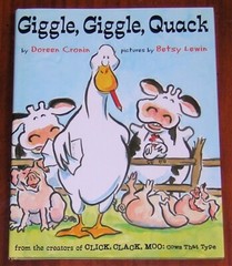 Giggle Giggle Quack SIGNED by Doreen Cronin & Betsy Lewin 2002 HC in Dustjacket