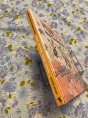 BOOK Munsch Mini Treasury One Robert Munsch Michael Martchenko Kusugak Vladyyana
