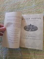 Harry Potter and the Sorcerers Stone – Paperback By Rowling, JK – GOOD