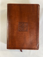 ESV Study Bible 2016 TruTone, Walnut, Celtic Imprint Design