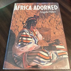 1987 AFRICA ADORNED by Angela Fisher HC/DJ – With Dust Jacket&Free Shipping #292