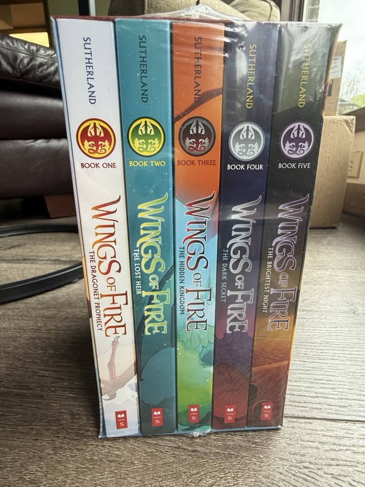 *New Wings of Fire Collection Set Book 1-5 (Tui T. Sutherland)