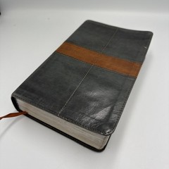 NIV Bible for Men Zondervan Italian Duo Tone Leather 2015 Gray Brown