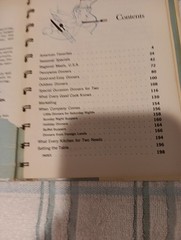 1958 BETTY CROCKER’S DINNER FOR TWO 205 Pages HC Metal Multi-ring Binding 6″x8″